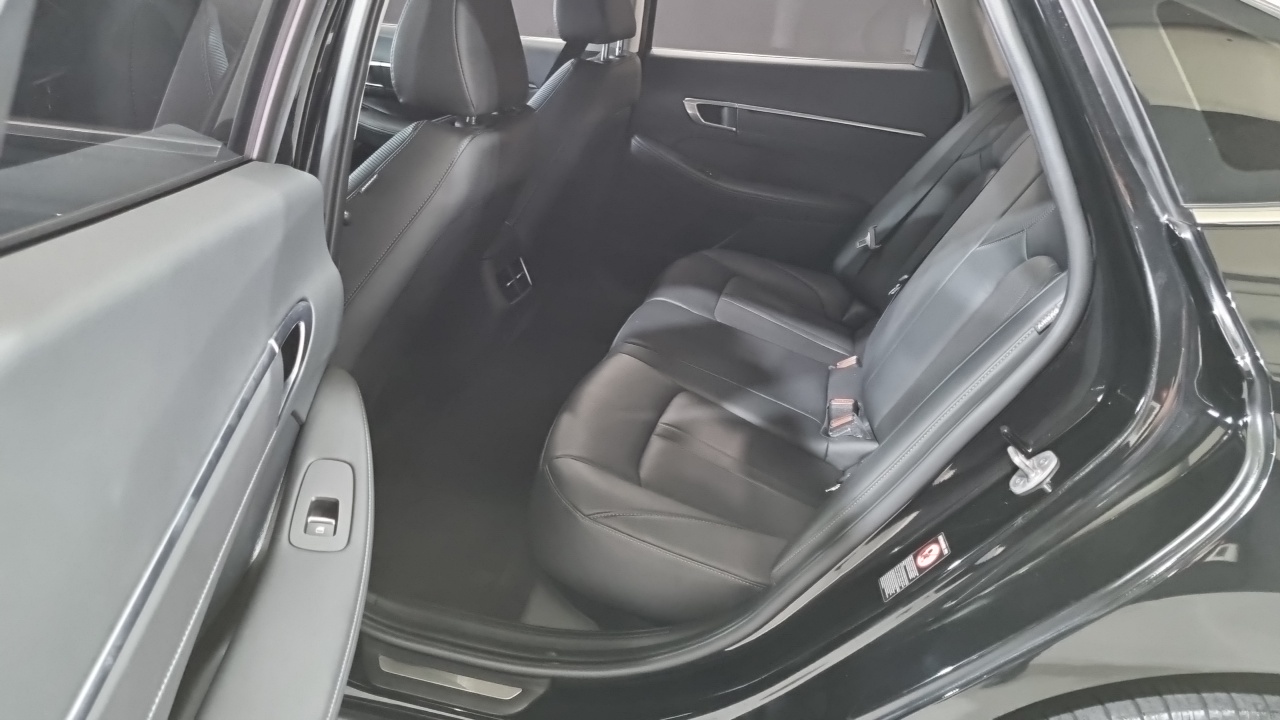 Hyundai Sonata Sonata (DN8) 2.0 LPG(Для проката) — Фото автомобиля 11