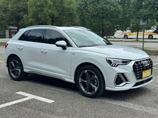 Audi Q3 — Фото автомобиля 2