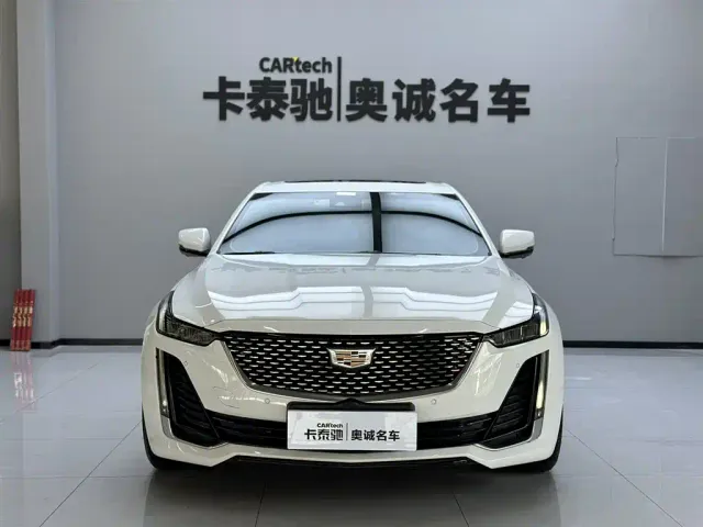 Cadillac CT5 — Фото автомобиля 2