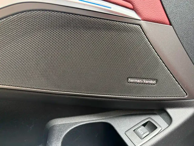 BMW 3 Series — Фото автомобиля 12