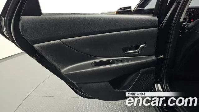 Hyundai Avante CN7 — Фото автомобиля 14