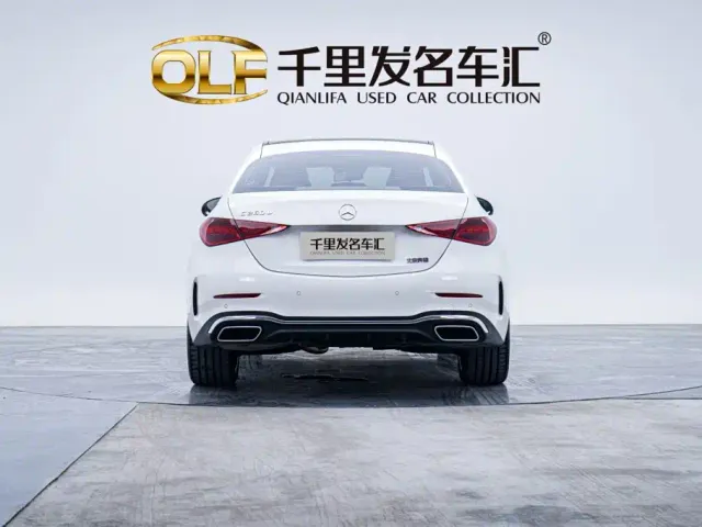Mercedes-Benz C-Class — Фото автомобиля 4
