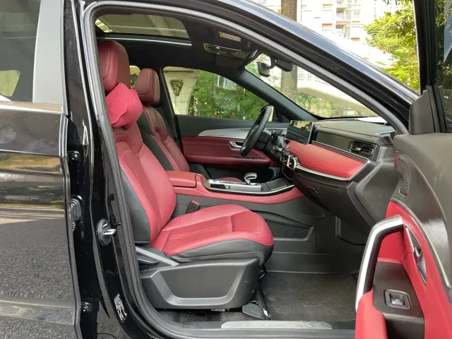 Jetour X70 Plus — Фото автомобиля 10