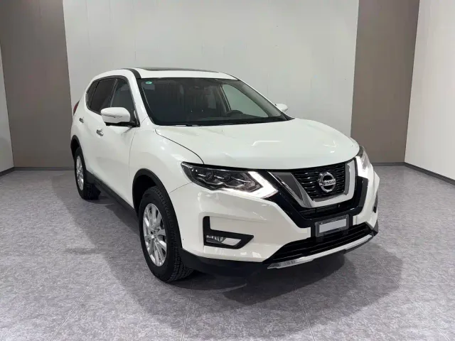 Nissan X-Trail — Фото автомобиля 3