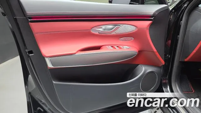 Genesis GV70 — Фото автомобиля 13