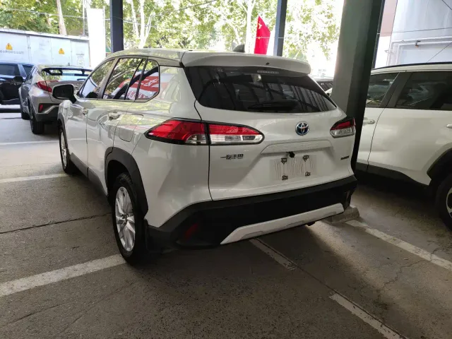 Toyota Corolla Cross — Фото автомобиля 13