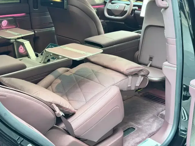 NIO NIO ES9 2026 Base Model — Фото автомобиля 18