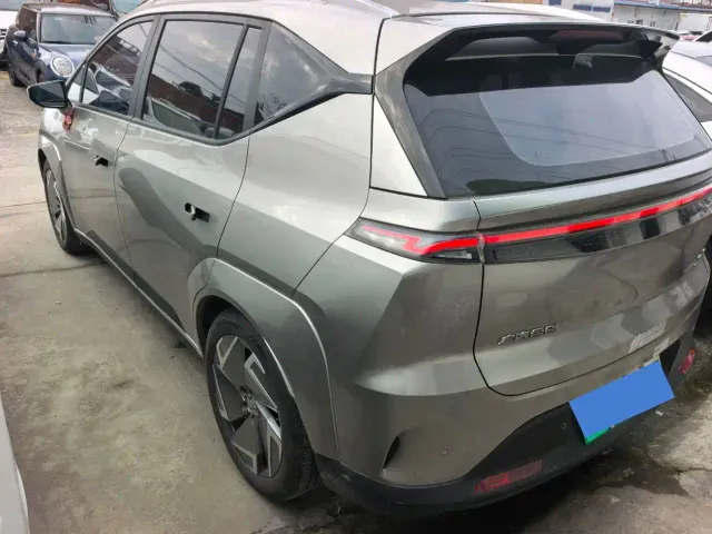 Hycan Z03 — Фото автомобиля 6