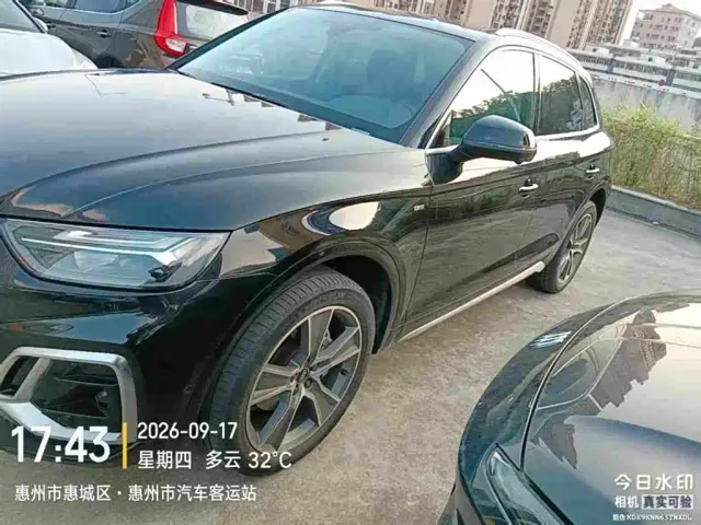 Фотография автомобиля — Audi Q5L