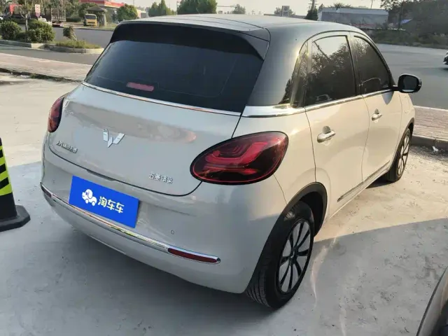 Wuling Bingo — Фото автомобиля 3