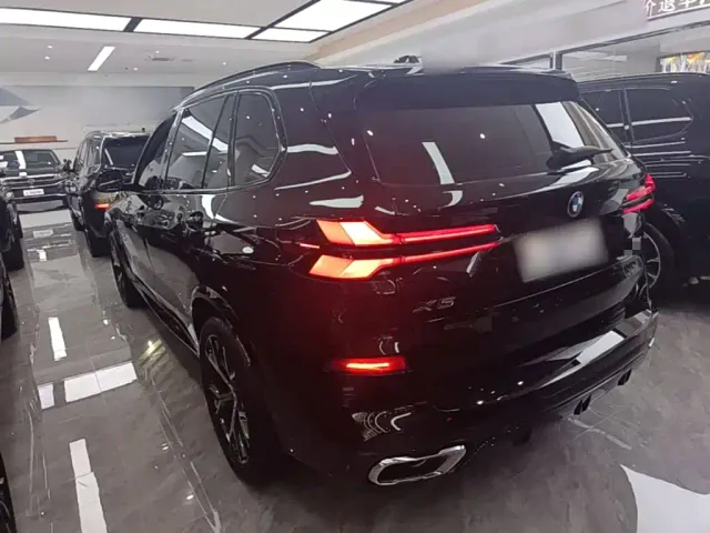 BMW X5 — Фото автомобиля 4