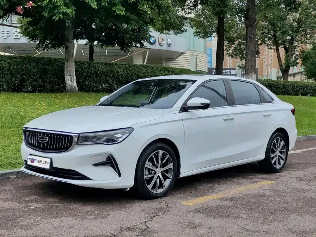 Фотография автомобиля — Geely Emgrand