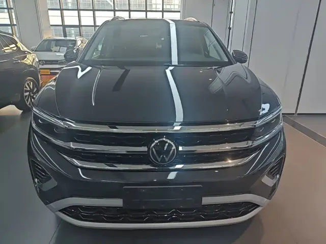 Volkswagen Talagon — Фото автомобиля 2