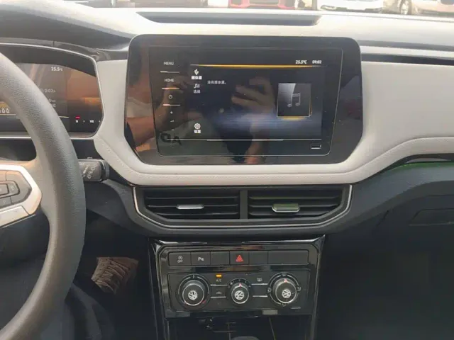 Volkswagen Tharu — Фото автомобиля 12