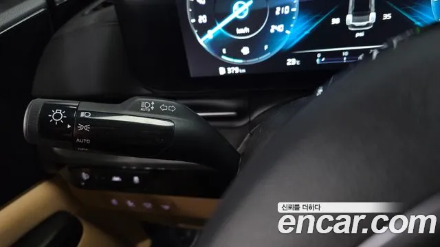 Kia Canival Carnival 4 поколение Дизель 9 мест Signature — Фото автомобиля 27