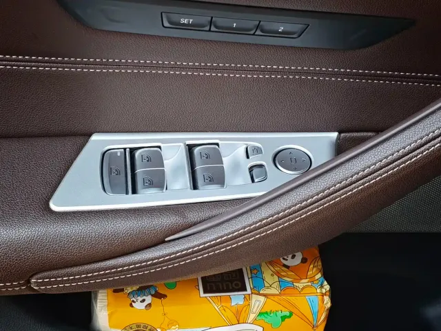 BMW 5 Series — Фото автомобиля 29