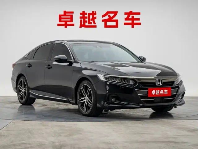 Honda Accord — Фото автомобиля 4