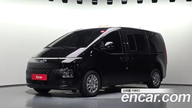 Фотография автомобиля — Hyundai Staria