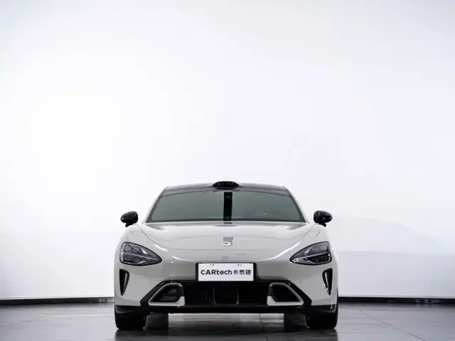 Xiaomi SU7 — Фото автомобиля 4