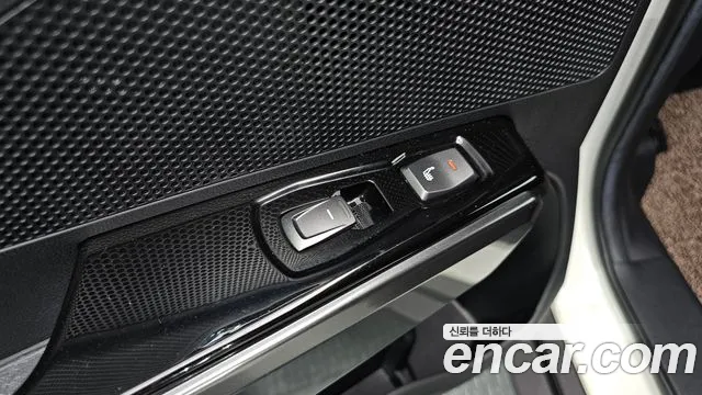 KG_Mobility_Ssangyong TIBOLI Very New Tivoli Бензин 1.5 2WD — Фото автомобиля 18