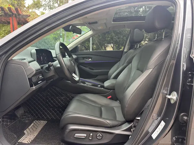 Honda Accord — Фото автомобиля 11