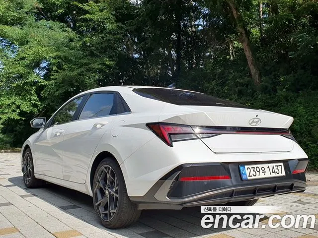 Hyundai AVANTE Avante (CN7) — Фото автомобиля 2