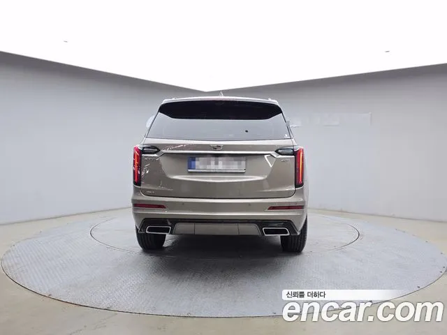 Cadillac XT6 — Фото автомобиля 4