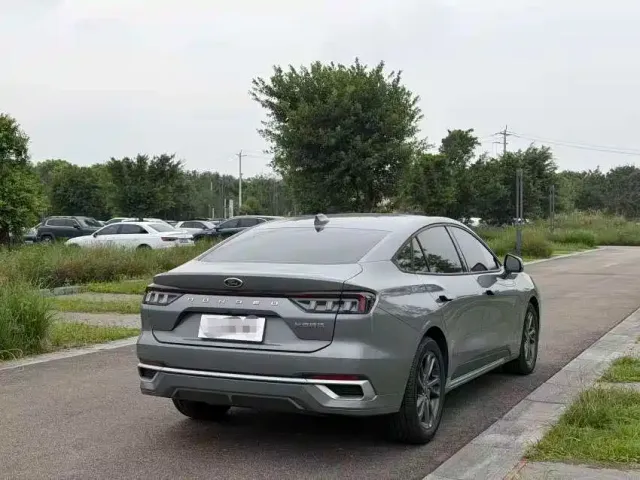 Ford Mondeo — Фото автомобиля 8