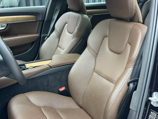 Volvo S90 — Фото автомобиля 11