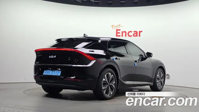 Kia EV6 — Фото автомобиля 2
