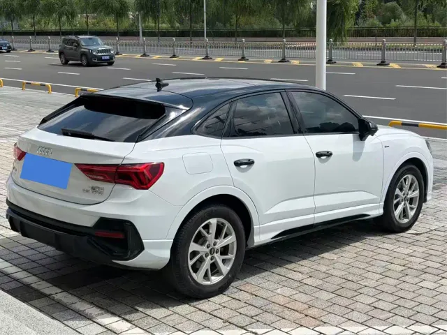 Audi Q3 Sportback — Фото автомобиля 3