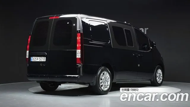 Hyundai Staria Staria Карго 5 мест — Фото автомобиля 2