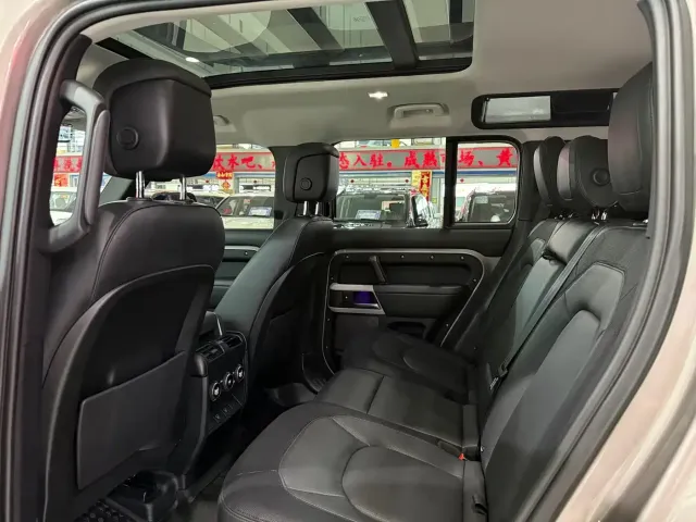 Land Rover Land Rover Defender 2022 110 P400 X-DYNAMIC HSE — Фото автомобиля 12