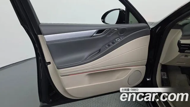 Genesis G80 Бензин 2.5 турбо AWD — Фото автомобиля 24