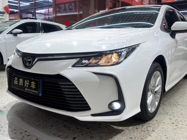 Фотография автомобиля — Toyota Corolla