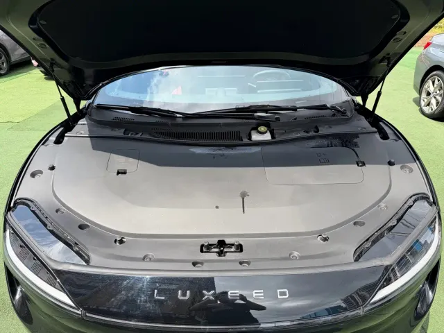 Luxeed S7 — Фото автомобиля 21