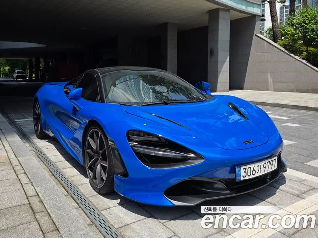 McLaren 720S — Фото автомобиля 2