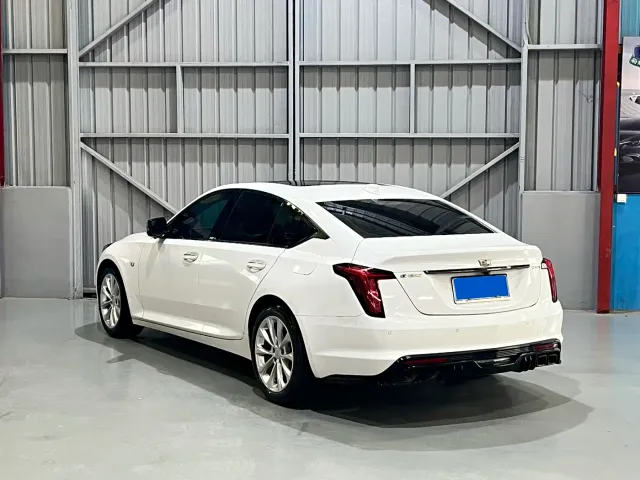Cadillac CT5 — Фото автомобиля 9