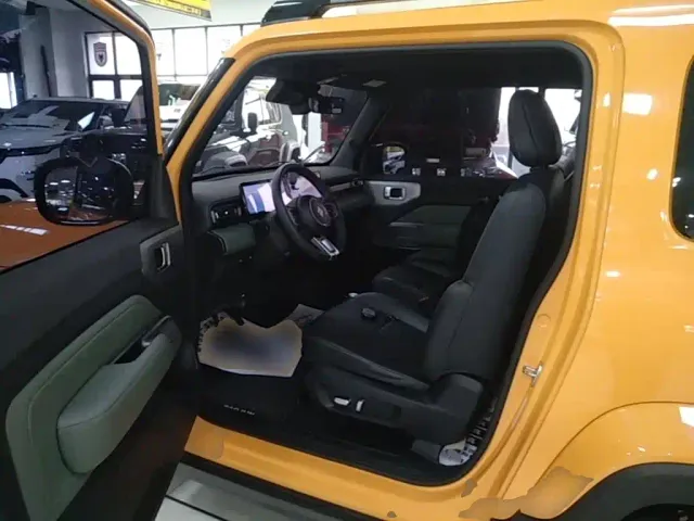 Baojun Yep — Фото автомобиля 14