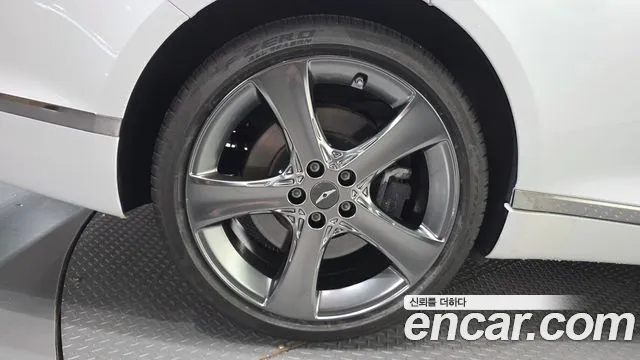 Genesis G80 Бензин 3.5 турбо AWD — Фото автомобиля 5
