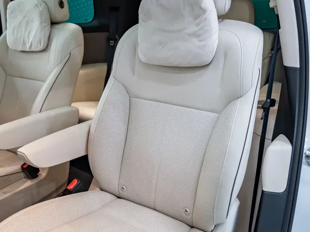 Li Auto i8 — Фото автомобиля 6