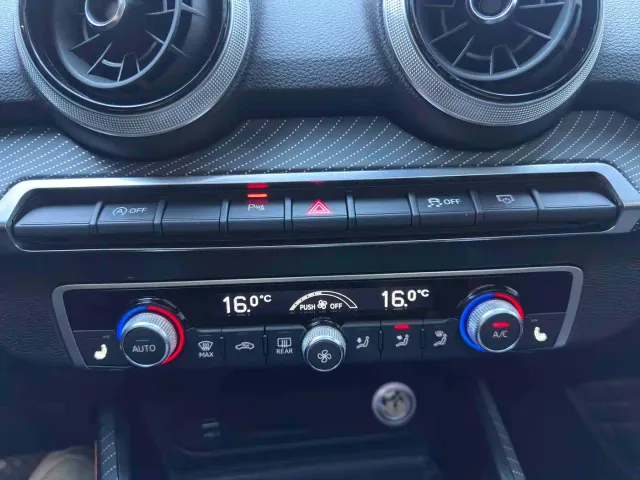 Audi Audi Q2L 2022 35 TFSI Luxury Dynamic — Фото автомобиля 12