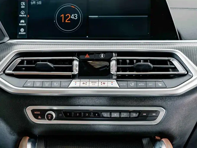 BMW X6 — Фото автомобиля 13