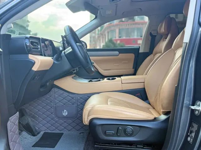 Leapmotor Leapmotor C11 2024 Pure Electric 580 Premium Edition — Фото автомобиля 9