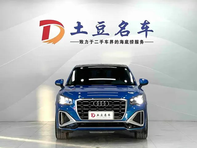 Audi Q2L — Фото автомобиля 2