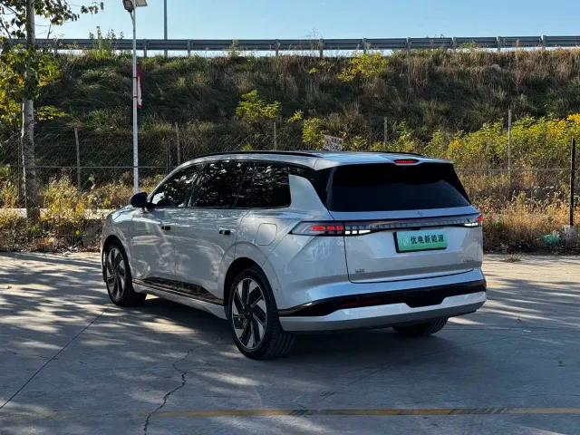 Dongfeng eπ 008 — Фото автомобиля 8