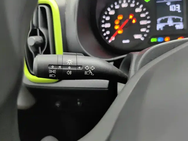 Roewe Clever — Фото автомобиля 21