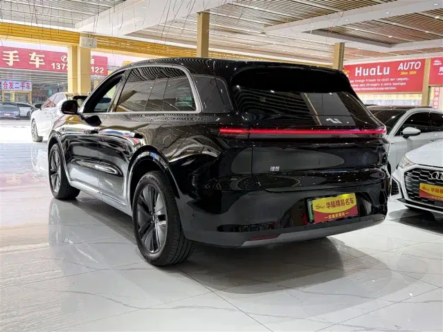 Li Auto L6 — Фото автомобиля 4