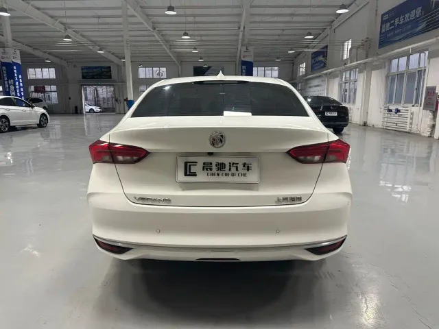 Buick Verano — Фото автомобиля 5