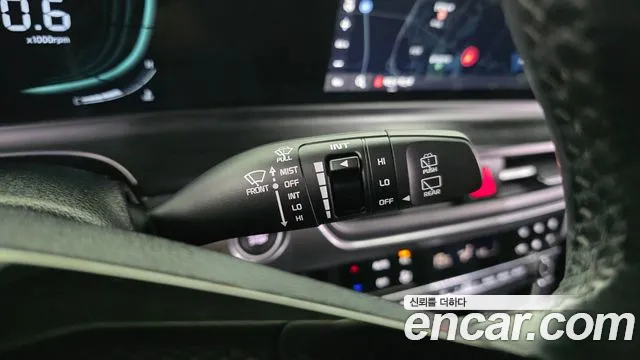 Kia Seltos New — Фото автомобиля 21